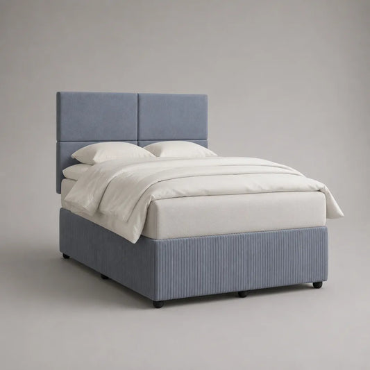 Letto matrimoniale 160x200 cm struttura letto imbottita in MDF rivestimento tessuto effetto velluto a coste colore blu testiera a pannelli rettangolare con gambe nere